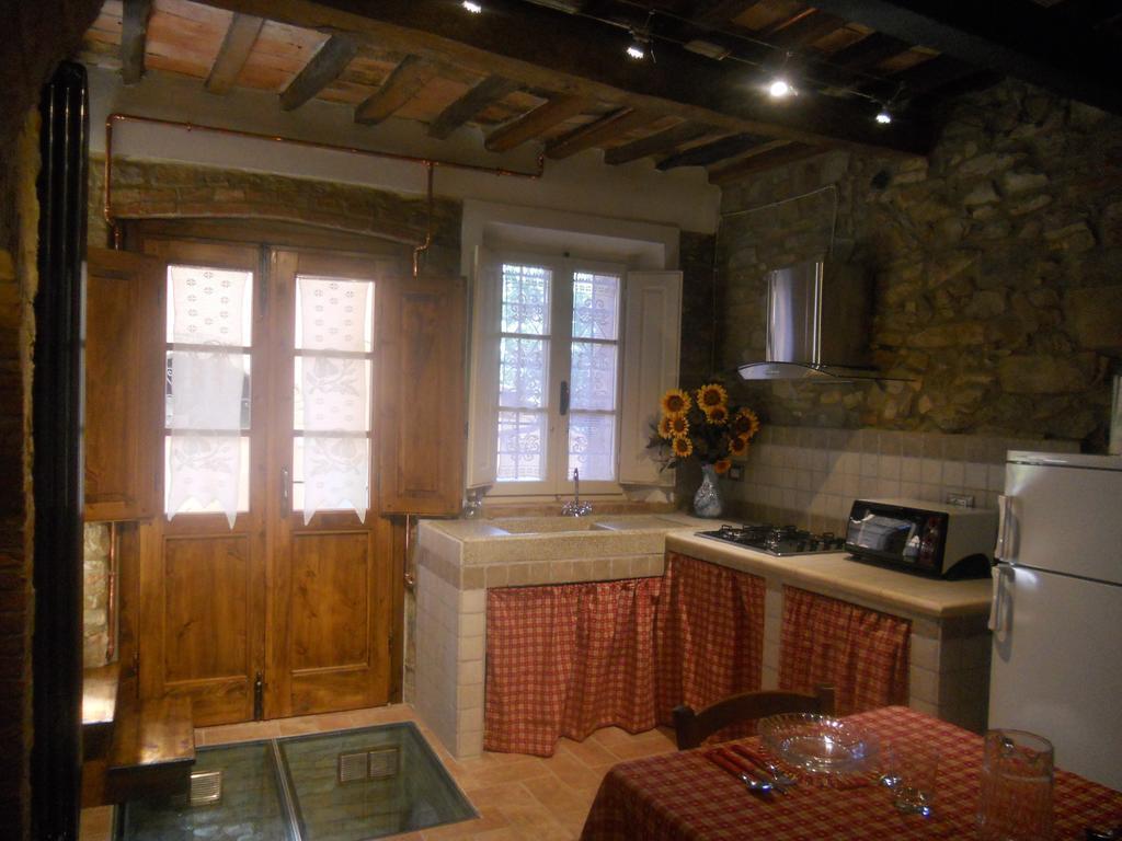 Apartment Casa Antica Chianni Zimmer foto